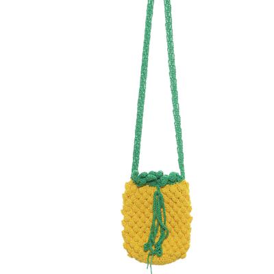 China Portable Factory Wholesale Customized Pineapple Shape Hand Hook Beach Shoulder Bag for sale