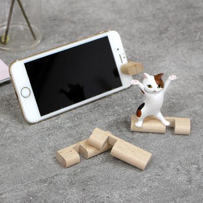 China Natural Color Engraved Logo Desktop Stand Wooden Phone Holder Bamboo Cheap Hot Sale Gift Handmade Beech for sale