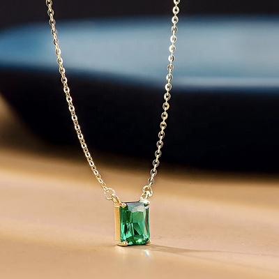 China 2022 Newest Fashion Hypoallergenic S925 Sterling Silver Four-Claw Inlaid Emerald Clavicle Chain Square Green Zircon Necklace for sale