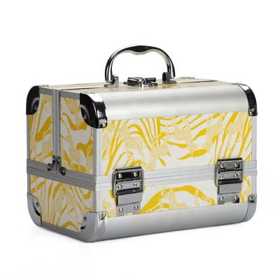 China Waterproof And Quakeproof Lock Yellow Aluminum Professional Beauty Combination Cosmetic Case 32X20x21cm for sale