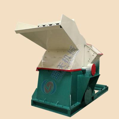 China Malaysia Wood Sawdust Making Machine Wood Crusher For Sale 3310*2170*1980 Mm for sale