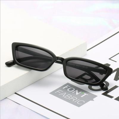 China Black UV400 Fashion Eyewear Women Anti Cat Eye Small Frame Plastic Sunglasses for sale