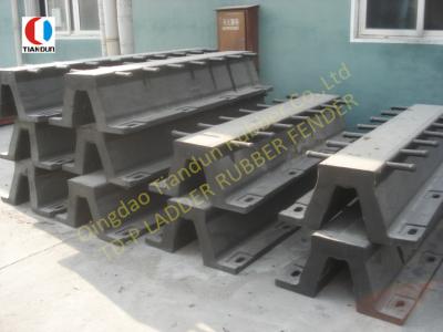 China Large Vessel Boat Rubber Fender High Strength For Protect Shipboard for sale