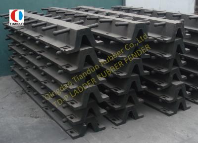 China Anti-Rust Boat Rubber Fender , Natural Rubber Marine Dock Fenders for sale