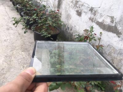 China Float Clear Energy Efficient Glass Heat Preservation Built In Desiccant for sale