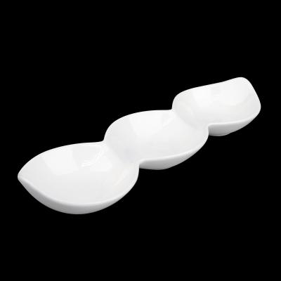 China Cheap Viable White Ceramic Round Bowls For Restaurant Ceramic Dish Sauce Small Dip Bowls Multiple Ceramic 3 Dish for sale