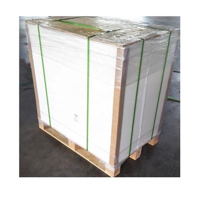 China 2sides Moisture Proof Coated 300 Gsm Art Cardboard Paper Board for sale