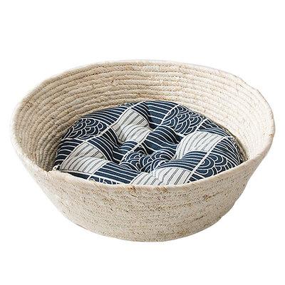 China Natural Corn Husk Cotton And Rattan The New Weaving Cat Nest Basket Nest Four Seasons Pet Nest General Breathable Cat Bed Summer for sale