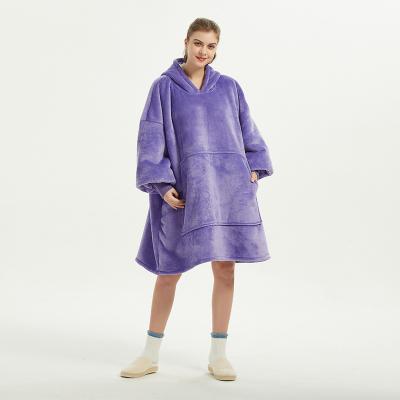 China Sustainable Sustainable Blanket Hoodie Sweatshirt, Oversized Wearable Sherpa Blanket With Sleeves And Jumbo Pocket for sale