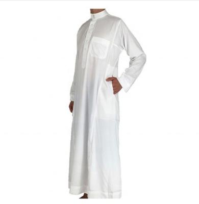 China 100% poliéster/algodón blanco ligero 15 gramos hombres musulmanes Thobe árabe tejido para ropa masculina en venta