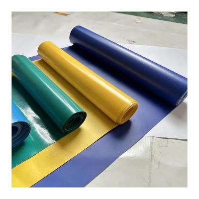 China 150GSM 100% Polyester Twill Tarpaulin Waterdicht High Visibility Poly Woven Stof Te koop