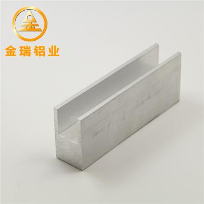 Chine 6063 clôtures en aluminium du profil T5, opération facile expulsée de section en aluminium d'U à vendre