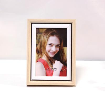 China Eco - Friendly Eco - Friendly Decorative Wall Hanging Wedding Photo Frame For Gift for sale