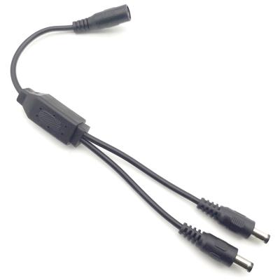 China Line Turn 1 To 2 Way Charger Wire Plug In 5.5mm x 2.1mm DC Power Splitter Cable KMBCW-1 for sale