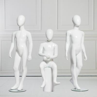 China White Full Body Child Mannequin FRP For Clothing Display Show Window for sale