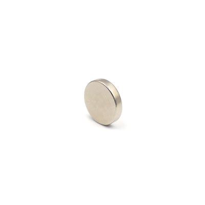 China Motorcycle Magnet N35 15x2mm Round Shape Magnet Disc Super Strong Neodymium Magnet For Leather Bags for sale