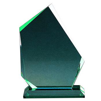 China Crystal glass processing Wholesale Clear Glass Crystal Medium Jade Green Trophy Prism for sale