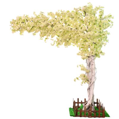 China Indoor ornamental meeting place table desk cherry blossom tree centerpiece peach tree plant decoration home decor for sale