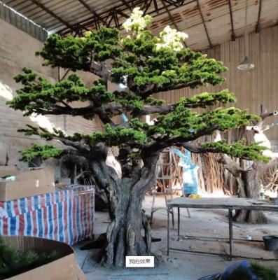 China Hot Selling Evergreen Galvanized Pine Artificial Fiberglass Tree for sale