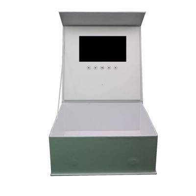 China Custom China LCD Advertising Car Video Card Cinematic Box With LCD for sale