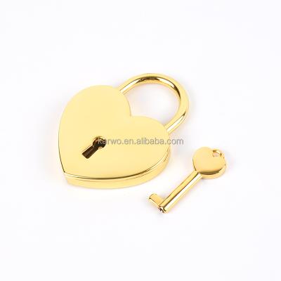 China Karwo small purse supply good quality gold metal love heart lock, metal padlock for decorative for sale