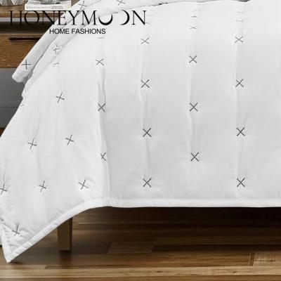 China Luxury Embroidery Comforter Nondisposable Bedding Luxury 100gsm Cotton Like Feel Microfiber Blanket Leaves Bed Spread for sale