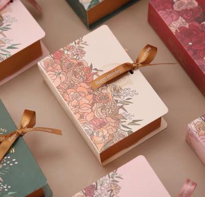 China Recycled Materials Wholesale Gift Box Custom Luxury Soft Wedding Favor Gift Candy Packaging for sale