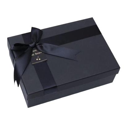 China Recycled materials birthday gift box in stock black gift box set high-end business bow tie gift handbag can be customized for sale