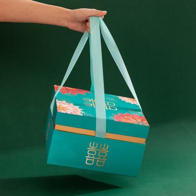 China Recycled Materials Hand Gift Wholesale Wedding Gift Box Business Gift Packing Box Tissue Paper Box Paper Packaging for sale