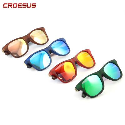 China Fashion Sunglasses Shape Foot Unisex Polarized Wooden PC Frame Glass Protection Shades UV Sunglasses for sale