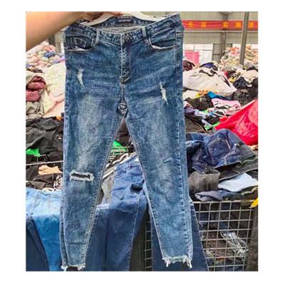 China Best Quality International Second Hand Clothing China Manufacturer High Quality Used Clothes Mens Branded Jeans Blue Jeans for sale