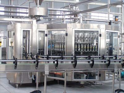 Cina La capacità elevata ha carbonatato la linea di produzione della bevanda macchina per la bottiglia 500ml-2500ml in vendita