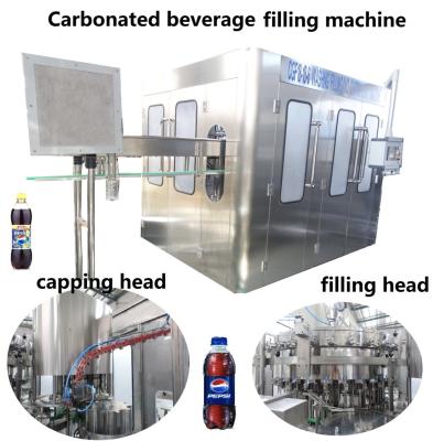 Cina 7000-12000 imbottigliatrice automatica di BPH/linea di produzione completa della bevanda in vendita