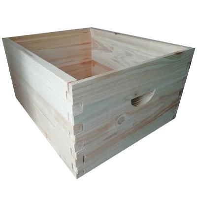 China Custom Wooden Wholesale Wooden Box Bee Hive Langstroth Beehive Bee Hive Wooden Box for sale