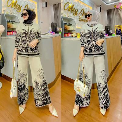 China Middle East Costume Muslim Knitted Women's Breathable Clothing Long Sleeves Islamic Clothing Women for sale