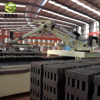 China Fully Automatic Robot Stacking Machine Clay Brick Extruder With Power 16.5Kw for sale