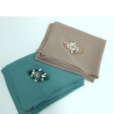 China Fashion hijab chiffon scarf tudung scarf crepe chiffon hijab bawal for women wave pleated hijab shawls for sale