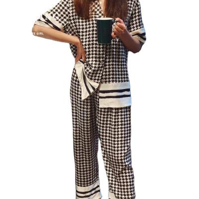 China QUICK DRY Women's Spring Pants Suit Ice Silk Artificial Silk Pajamas And Houndstooth Summer Shorts Sleeve Home Wear Silk for sale