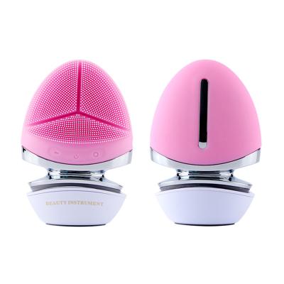 China Factory Direct Multifunctional Rechargeable Face Wash Brush Anti-puffiness Silicone Electronic Facial Cleansing Brush for sale