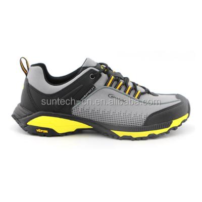 China EVA 2019 Latest Design Mens Waterproof Hiking Outdoor Shoes for sale