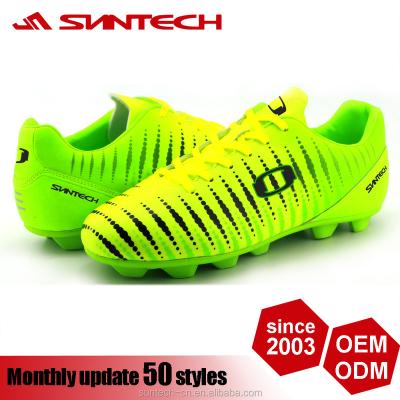 China 2019 Latest Customized EVA Brand Mens Cheap Soccer Shoes Football for sale