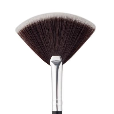 China Fan Brush 7.2mm popularProfessional Single Makeup Brush Blush / Powder Area Makeup Brush Fan Brush Soft Base for sale