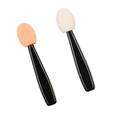 China Wholesale Disposable Eyeshadow Sponge Applicator Eyeshadow APPLICATOR Free Samples Blending Brush for sale