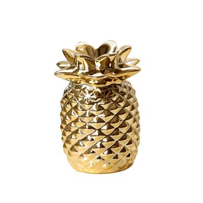 China Nordic Eco-friendly Creative Luxury Ceramic Pineapple Decor New Year's Style Christmas Desk Ornaments Gold for sale