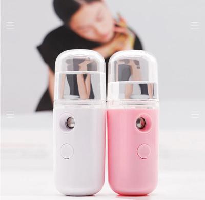 China Handy USB Lighting Mist Spray Bottle Beauty Machine Mini Rechargeable Nano Ultrasonic Ionic Facial Moisturizer Steamer Handy Nano Mist Sprayer for sale