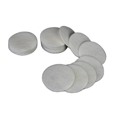 China Disposable and convenient.100%rayon with higher absorption plain needle-punched nonwovens around pads make up cotton toner pads for sale