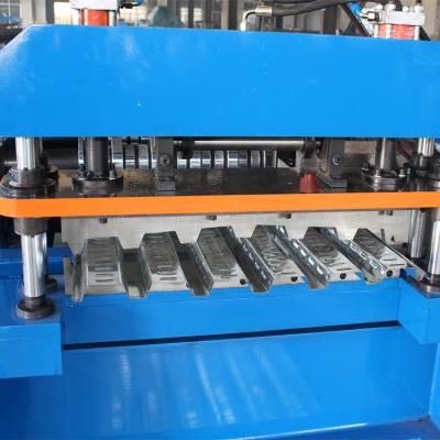 China PLC System Steel Plate Deck Floor Tile Making Machine 15 - 20 m/min for sale