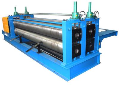 China Ondulado Shutter Door Roll Forming Machine For Zinc Aluminium 0.12-0.4MM Thickness for sale