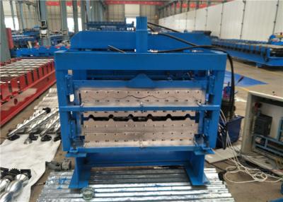 China Lightweight Roofing Sheet Roll Forming Machine Stable Performance Long Life Span for sale