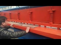 metal sheet shearing machine